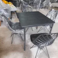 صندلی پایه چوبی سبز|کافیشاپ و رستوران|یزد, |دیوار