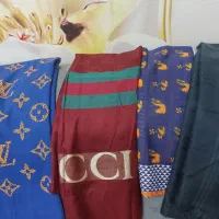 تعدای شال وروسری