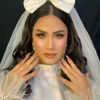 میکاپ و شینییون ۷۰۰هزارتومان ومیکروبلیدابرو۸۰۰ ت