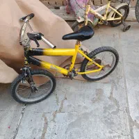 دوچرخه.3عدد|دوچرخه، اسکیت، اسکوتر|کاشان, کارگر|دیوار