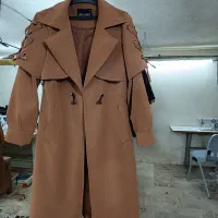 پالتو بارانی|لباس|بهار, |دیوار