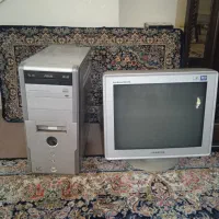 کیس و مانیتور قدیمی