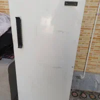 یخچال قدیمی سالم
