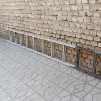 نردبام آهنی محکم وسبک