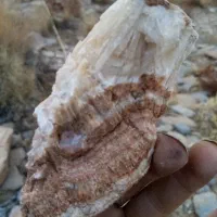 انواع سنگ های زینتی و کمیاب