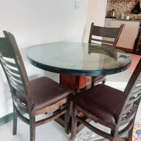 میز غذاخوری چوبی