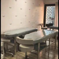 اجاره تخت مژه و میز ناخن در سالن بهشت زیبایی|خدمات آرایشگری و زیبایی|کرج, اتحاد|دیوار
