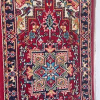 دوعدد فرش کناره
