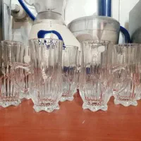 دو دست استکان چای