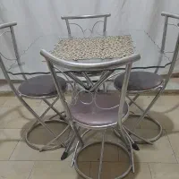 میز غذاخوری