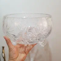 کریستال و قهوه خوری