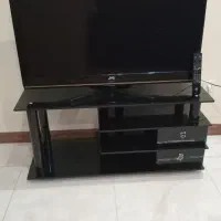 تلویزیون ۴۲ اینچ JVC با میز
