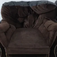 مبل هفت نفره همراه بامیزعسلی|مبلمان خانگی و میز عسلی|رشت, سلیمانداراب|دیوار