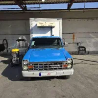 نیسان وانت یخچالدار کم‌کار. ۱۴۰۰