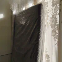 تخت|آرایشگاه و سالن‌های زیبایی|مبارکه, |دیوار