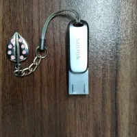 فلش مموری ۶۴ گیگ سن دیسک|قطعات و لوازم جانبی رایانه|تهران, فلاح|دیوار