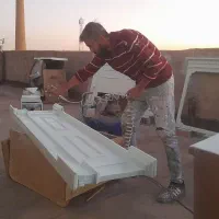 نقاشی ساختمان درب و پنجره و کمد های قدیمی