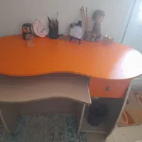 میز کامپیوتر وتحریر