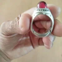 انگشتر نقره سفید نگین یاقوت آلمان