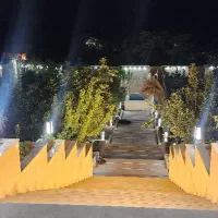 عمارت سرو امیر  مدرن اجاره روزانه هفتگی|اجارهٔ کوتاه‌مدت ویلا و باغ|رودهن, |دیوار