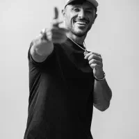 بلیت کنسرت آرمین زارعی