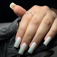 نوبت عید ناخن زیبایی دست با ناخن زیبا