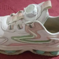 کفش|کیف، کفش، کمربند|فیروزآباد (فارس), |دیوار