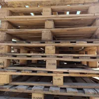 خرید و فروش انواع پالت چوبی