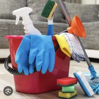 نظافچی خانم نظافت راه پله پارکینگ ساختمان خالی