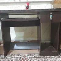 میز کامپیوتر چوبی