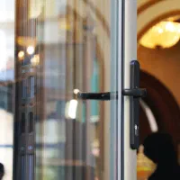 درب پنجره upvc|خدمات پیشه و مهارت|اندیشه, اندیشه فاز ۳|دیوار