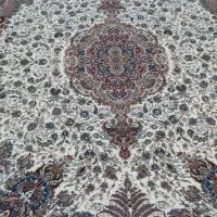 یک تخته فرش نو ۹متری ۷۰۰شانه مارک زمرد مشهد