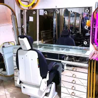 آینه و کنسول میکاپ،پارتیشن