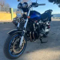 سی بی ۱۳۰۰ مدل ۲۰۰۸ بیرنگ