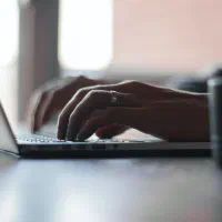 استخدام بازاریاب تلفنی/حضوری