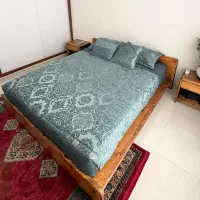 تخت های تمام چوب طبیعی