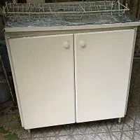 آب‌چکون و کابینت