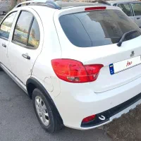 کوییک R. سفید مشکی. ۱۴۰۲