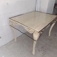 یک عدد میز