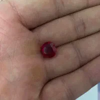 یاقوت قرمز