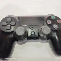 دسته PS4  اصلی|کنسول، بازی ویدئویی و آنلاین|قم, شهرک امام حسین|دیوار