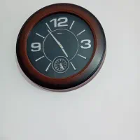 ساعت دیواری