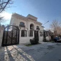 ۱۵۰۰ متر ویلا تریبلکس نوساز / تاپ سکرت شهرک غرب