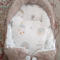 آغوشی نوزاد