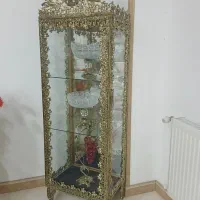 ساعت و بوفه