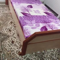 تخت خواب یک نفره