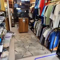 فروشنده بوتیک مردانه