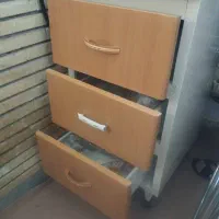کابینت 3کشو فلزی.. 2و900