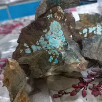 فیروزه خام نیشابور اصل|کلکسیون اشیاء عتیقه|مشهد, گاز|دیوار