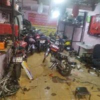 استاد کار موتورسیکلت